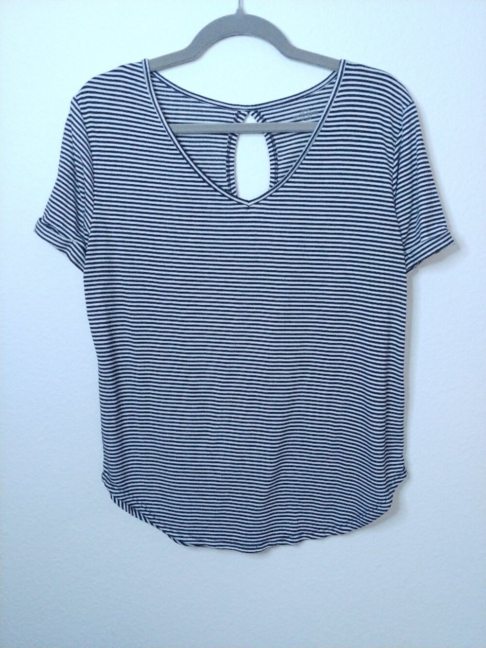 SO Black and White Striped V-Neck Keyhole Swing Tee